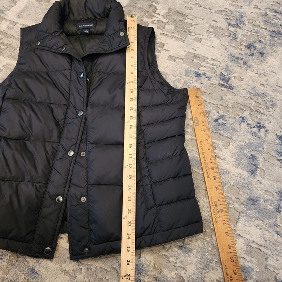 Lands' End down black puffer vest. Women's size Large. - Picture 13 of 15